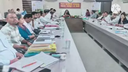 एमएमसी जिले के कलेक्टर ने धरती आबा अभियान के तहत संतृप्ति शिविरों के बेहतर आयोजन के लिए दिए निर्देश