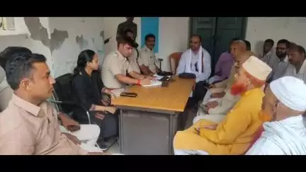 नबीनगर: नवीनगर थाना परिसर में मुहर्रम पर्व के संबंध में शांति समिति की बैठक आयोजित की गई