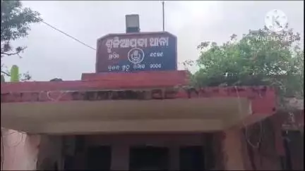 ରାସଗୋବିନ୍ଦପୁର: ଧରମପୁରା ହାଇସ୍କୁଲ ପରୀକ୍ଷାକେନ୍ଦ୍ରରେ ମୁକ୍ତାକାଶ ହାଇସ୍କୁଲ ସାର୍ଟିଫିକେଟପରୀକ୍ଷାରେ ଧରାପଡିଲେ ୨ନକଲି ପରୀକ୍ଷାର୍ଥୀ,ମାମଲା ରୁଜୁପରେ ୨ଗିରଫ