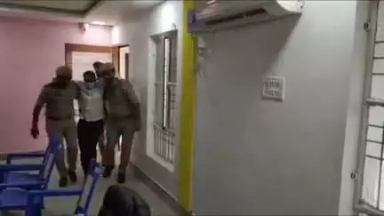 तुलसीपुर: पचपेड़वा थाना क्षेत्र के एक गांव में पांच वर्षीय मासूम बच्ची के साथ हुआ दुष्कर्म, पुलिस ने आरोपी को किया गिरफ्तार