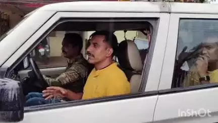 यवतमाळ: नांदेडच्या धर्माबाद पोलिसांची वसंतनगर पोलीस ठाण्याच्या हद्दीत कारवाई,चोरीच्या ऑटोची डिलिंग करणारा संशयित ताब्यात