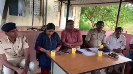 असरगंज: मोहर्रम को लेकर असरगंज थाना परिसर में शांति समिति सदस्यों की बैठक आयोजित, दिए गए निर्देश