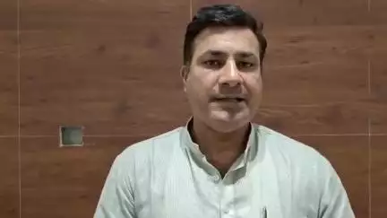 देहरादून: आप नेता रविन्द्र आनन्द ने कहा, भाजपा के नए प्रदेश अध्यक्ष महेंद्र भट्ट के बनने पर भाजपा में नेताओं का टोटा