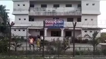 ଦିଗପହଣ୍ଡି: ଦିଗପହଣ୍ଡି ଥାନା ଅନ୍ତର୍ଗତ ଜଣେ ନାବାଳିକାଙ୍କୁ ଦୁଷ୍କର୍ମ ଅଭିଯୋଗ, ଅଭିଯୁକ୍ତକୁ ଗିରଫ କରି କୋର୍ଟ ଚାଲାଣ କଲା ପୋଲିସ
