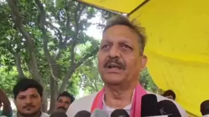 मुहम्मदाबाद: अंधऊ गांव में हुई बुलडोजर कार्रवाई पर MP अफजाल अंसारी ने कहा- इस समय कोई चिड़िया का घोंसला नहीं छूता, ये घर उजाड़ दिए
