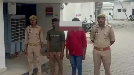सहसवान: जरीफनगर थाना पुलिस ने 2 नफर वारंटी अभियुक्तों को गिरफ्तार कर न्यायालय के समक्ष किया पेश