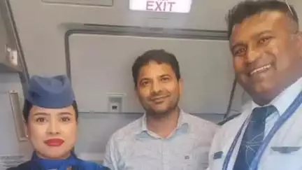 बीसलपुर: बेंगलुरु से बरेली आ रही फ्लाइट में बच्ची को दौरा पड़ने पर पीलीभीत के डॉक्टर ने बचाई जान, इमरजेंसी लैंडिंग टली