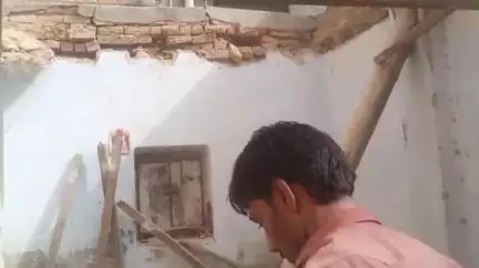 कोलायत: झझु में एक दुकान की छत गिरी, बड़ा हादसा टला, प्रधान प्रतिनिधि झंवर लाल सेठिया की दुकान धराशायी हुई