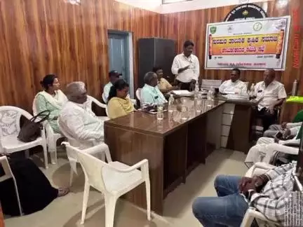 ಶೋರಾಪುರ: ನಗರದ ಸಹಾಯಕ ಕೃಷಿ ನಿರ್ದೇಶಕರ ಕಚೇರಿಯಲ್ಲಿ ತಾಲ್ಲೂಕು ಕೃಷಿಕ ಸಮಾಜ ಕಾರ್ಯಕಾರಣಿ ಸಮಿತಿ ಸಭೆ