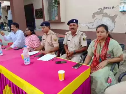 कस्बा: कसबा थाना परिसर में मुहर्रम को लेकर शांति समिति की हुई बैठक