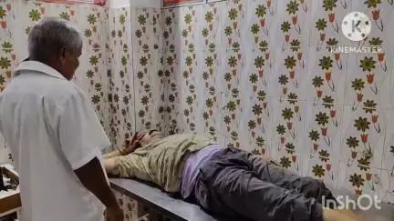 ଧର୍ମଗଡ: କଲମପୁର ଓଡ଼ିଶା ଆଦର୍ଶ ବିଦ୍ୟାଳୟ ଛକ ନିକଟରେ ସ୍କୁଟି ଦୁର୍ଘଟଣାରେ ଚାଳକ ଗୁରୁତର, ଚିକିତ୍ସା ପାଇଁ ଜିଲ୍ଲା ମୁଖ୍ୟ ଚିକିତ୍ସାଳୟ ସ୍ଥାନାନ୍ତର