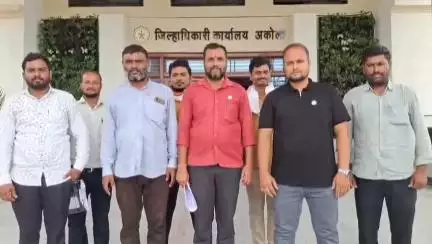 बार्शीटाकळी: पंतप्रधान पीक विमा योजनेतील बदल हे शेतकऱ्यांच्या हिताचे नसून कंपनीच्या फायद्याचे; क्रांतिकारी शेतकरी संघटनेचा आरोप