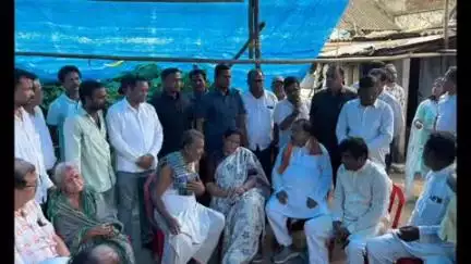 ବାଲିପାଟଣା: ଆଠାନ୍ତର ଗ୍ରାମର ମହିଳାଙ୍କ ଦଳା ଚକଟାରେ ମୃତ୍ୟୁ ଘଟଣା, ଆର୍ଥିକ ସହାୟତା ପ୍ରଦାନ କଲେ ଉପ ମୁଖ୍ୟମନ୍ତ୍ରୀ