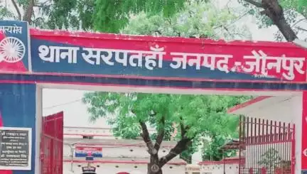 मड़ियाहू: सराय मोहिउद्दीनपुर बाजार में सहज जन सेवा केन्द्र से पैसे निकालने गए युवक की बाइक हुई चोरी