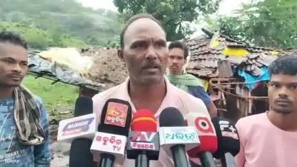 ରାୟଗଡା: ଟିକରପଡ଼ା ଗ୍ରାମ ନିକଟରେ ହାତୀଙ୍କ ଉପଦ୍ରବ କୁ ନେଇ ସ୍ଥାନୀୟ ଲୋକଙ୍କ ପ୍ରତିକ୍ରିୟା