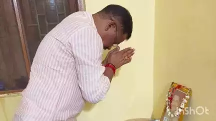 बिछिया: बिछिया विधायक नारायण सिंह पट्टा ने स्व. सुनील नामदेव को श्रद्धांजलि दी, परिजनों से मिले