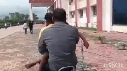 मनिया: दिहोली थाने के पास नीलगाय से टकराई बाइक, इकलौते बेटे की हुई दर्दनाक मौत