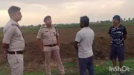 पुनपुन: नदौल के पास हथियारबंद बदमाशों ने हथियार के बल पर ₹2 लाख, जेवर और मोबाइल लूटे