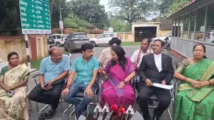 पत्थलगांव: छग कांग्रेस के सह प्रभारी जरिता लैत फलांग पहुंचे पत्थलगांव, रेस्ट हाउस में कार्यकर्ताओं ने किया स्वागत
