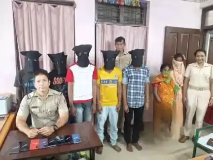 ପୁରୀ ମ୍ୟୁନିସିପାଲଟି: ନାକାଚଣ ଦ୍ୱାର ସମ୍ମୁଖରେ ଲୁଟ ମାମଲାରେ କୁମ୍ଭାର ପଡା ଥାନା ପୋଲିସ ଦ୍ୱାରା ସାତ ଜଣ ଗିରଫ ସହିତ କୋର୍ଟ ଚାଲାଣ l