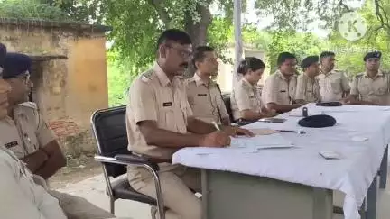 पकरीबरावां: मोहर्रम पर्व को शांतिपूर्ण संपन्न कराने के लिए पकरीबरावां थाना में शांति समिति की बैठक आयोजित