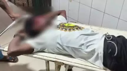 चक्रधरपुर: भलियाकुदर के पास सड़क दुर्घटना में दो लोग घायल
