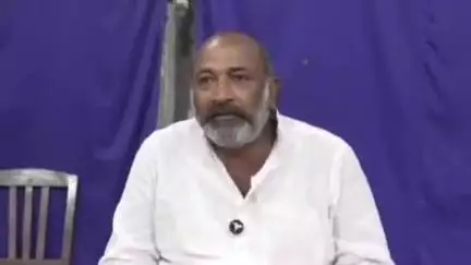 ఉదయగిరి: ఉదయగిరి ఎమ్మెల్యే కాకర్ల సురేష్, ఆయన తమ్ముడు తన భూమిని కాజేయడానికి   ప్రయత్నిస్తున్నారని సదాశివరావు అనే వ్యక్తి ఆరోపణ