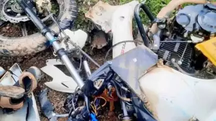 সামশেরগঞ্জ: বিয়ের বাড়ি যাওয়ার সময় চসকাপুর ও ঘোষপাড়ার মধ্যস্থল এলাকায় বাইককে ধাক্কা মারল লড়ি, ঘটনায় মৃত্যু ১ ও আহত ২