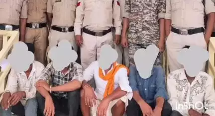 चाचौड़ा: चाचौड़ा थाना पुलिस ने पांच मामलों में फरार 8 स्थाई वारंटियों को अलग-अलग स्थानों से किया गिरफ्तार
