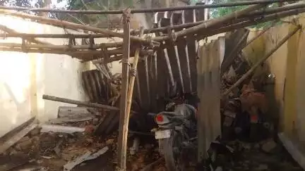 लालगंज: लालगंज थाने में बने एक कमरे की छत टूटी, घटना में कोई हताहत नहीं