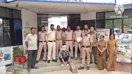 पिछोर: पिछोर थाना पुलिस ने आत्महत्या के लिए उकसाने वाले आरोपी को किया गिरफ्तार