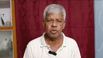 মেদিনীপুর: পুলিশের উপর আস্থা নেই, সিআইডি তদন্তের দাবি তুলবো; খড়্গপুরে নিজের বাড়িতে বললেন প্রহৃত বাম নেতা অনিল দাস