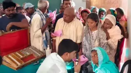 छातापुर: छातापुर में नेत्र रोगियों और मोतियाबिंद के मरीजों के लिए निशुल्क शिविर आयोजित