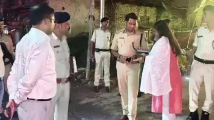 छपरा: जिले में चले विशेष अभियान और घटनास्थल का डीएम और वरीय एसपी ने किया निरीक्षण, प्रेस विज्ञप्ति से दी जानकारी