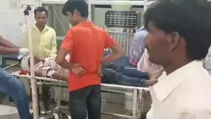 सीतापुर: अटरिया सिधौली मार्ग पर तेज रफ्तार कार ने बाइक को मारी जोरदार टक्कर, दो लोग गंभीर रूप से घायल