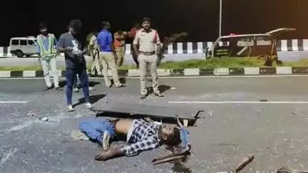 తొండమనాడు హైవే పై రెండు లారీలు ఢీకొన్న ఘటనలో ఒకరు మృతి