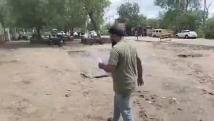 महोबा: तिन्दौली गांव में जमीन विवाद, जबरन खेत में जुताई कर कब्जा होने से परेशान पीड़ित ने एसपी से लगाई गुहार