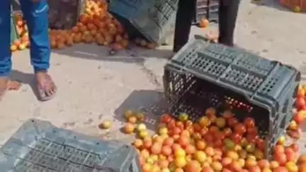 करनाल: पुरानी सब्जी मंडी करनाल में रेहड़ी फहड़ी गिराए जाने से हुआ हंगामा