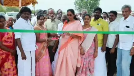 வேடசந்தூர்: எரியோடு தென்னம்பட்டி உட்பட பல்வேறு இடங்களில் நிகழ்ச்சியில் பங்கேற்ற கரூர் எம்பி ஜோதிமணி