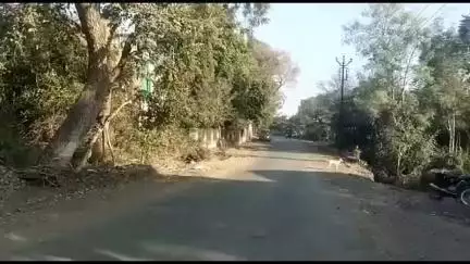 रावेर: आंदलवाडी येथे घराबाहेर लावलेली मोटर सायकल अज्ञाताने पेटवली, निंभोरा पोलीस ठाण्यात गुन्हा दाखल