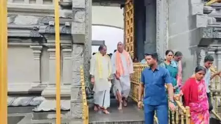 యాదగిరిగుట్ట: యాదాద్రి శ్రీ లక్ష్మీనరసింహస్వామిని దర్శించుకుని ప్రత్యేక పూజలు నిర్వహించిన మంత్రి అడ్లూరు లక్ష్మణ్