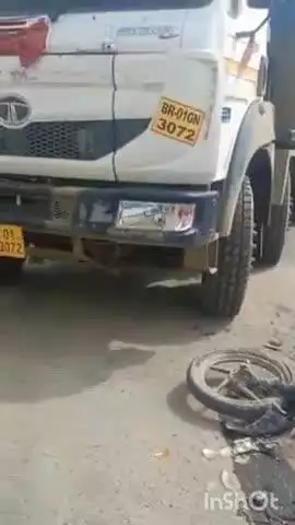 मेराल: मेराल थाना के अकलवानी गांव के पास NH-75 पर हाइवा ने मोटरसाइकिल सवार को टक्कर मारी