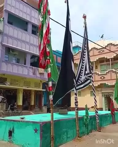 अकबरपुर: अकबरपुर प्रखंड में मुहर्रम त्यौहार के लिए इमामबाड़ा पर रखी गई पवित्र मिट्टी एवं लगाए गए निशान