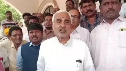 ಬೀಳಗಿ: ಕಾಂಗ್ರೆಸ್ ಮುಖಂಡರಾದ ಪ್ರವೀಣ ಪಾಟೀಲ್,ಕಾಖಂಡಕಿ ನಡುವಿನ ಜಗಳದ ವಿಚಾರ,  ಪಟ್ಟಣದಲ್ಲಿ ಶಾಸಕ ಜೆ.ಟಿ.ಪಾಟೀಲ್ ಶಾಕಿಂಗ್ ಹೇಳಿಕೆ