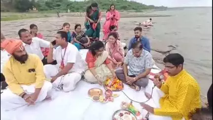 भुसावळ: भुसावळ येथे सुर्यकन्या तापी जन्मोत्सव उत्साहात; भाविकांकडून महापूजा व आरती