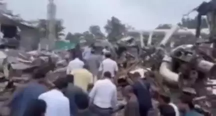 పటాన్​​చెరు: సిగాచి పరిశ్రమలో జరిగిన ఘోర దుర్ఘటన స్థలాన్ని పరిశీలించిన ఏఐసీసీ తెలంగాణ ఇన్చార్జి మీనాక్షి నటరాజన్