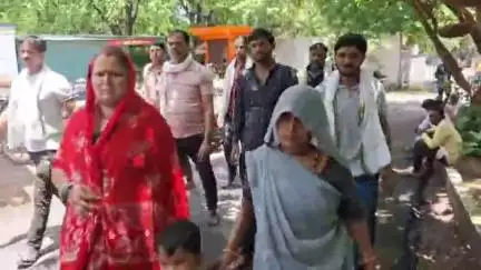छतरपुर नगर: ग्राम पिपरिया के किसानों का गेहूं खरीदी का नहीं मिला पैसा, एसपी ऑफिस में दिया आवेदन #jansamasya