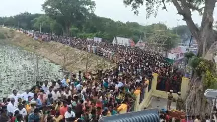 புதுக்கோட்டை: சிங்கமுத்து அய்யனார் கோவிலில் கும்பாபிஷேக நிகழ்வுகள் வெகு சிறப்பாக நடைபெற்றது லட்சக்கணக்கான பக்தர்கள் பங்கேற்பு