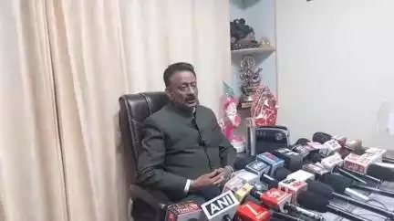 शिमला शहरी: सेब उद्योग पर मंडरा रहा खतरा, अमेरिका की नीतियों को लेकर कांग्रेस के राष्ट्रीय प्रवक्ता कुलदीप ने केंद्र पर साधा निशाना