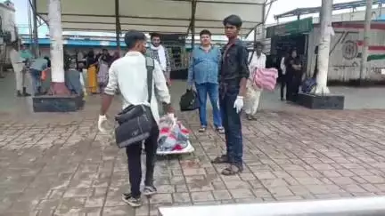 बीना: बीना रेलवे स्टेशन पर अज्ञात कारणों से 65 वर्षीय वृद्ध की मौत, पुलिस ने मर्ग कायम किया